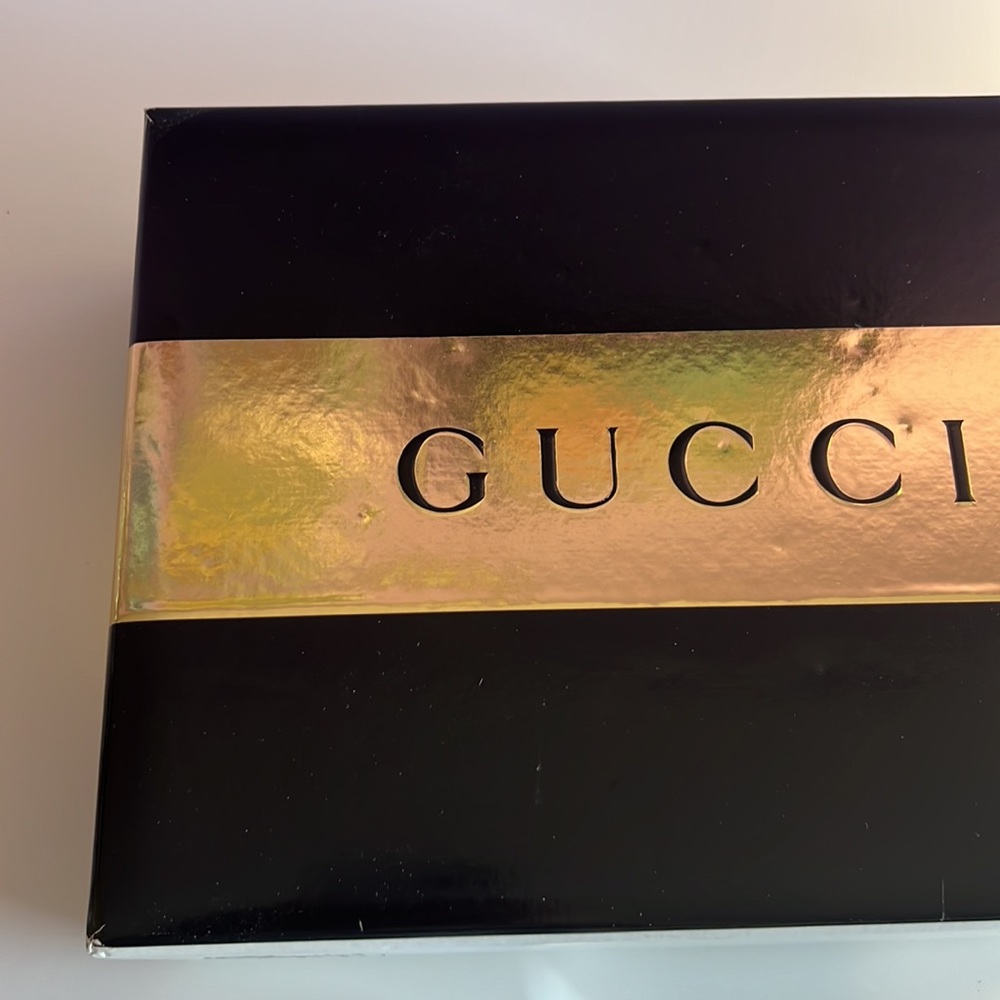 Gucci Black & Gold Box - Picture 2 of 9